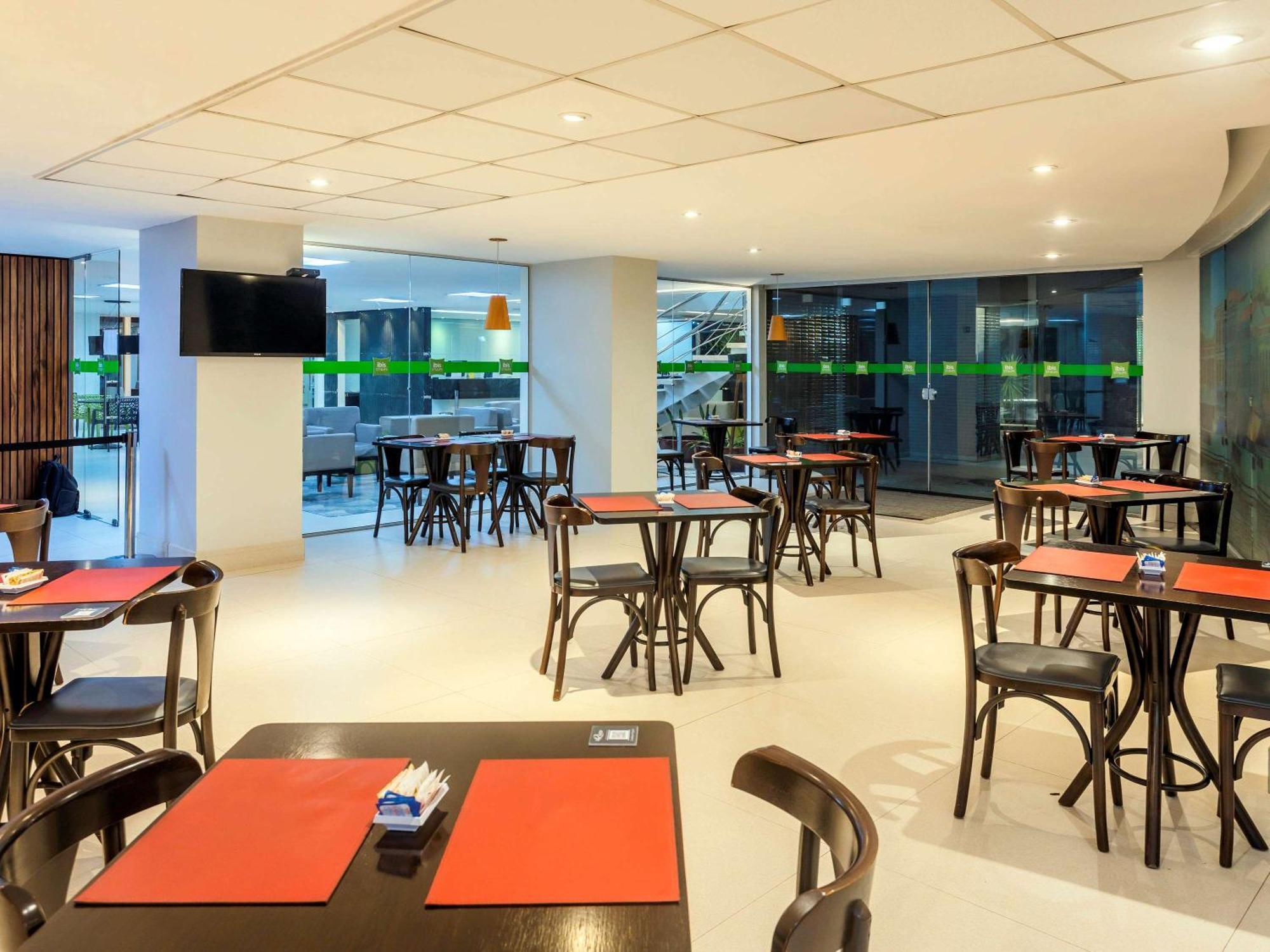 Ibis Styles Belem Hangar Exterior foto
